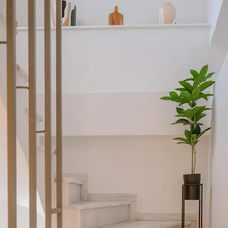 Inn Planis Str Urban By Semavί *