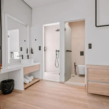 Inn Planis Str Urban By Semavί *